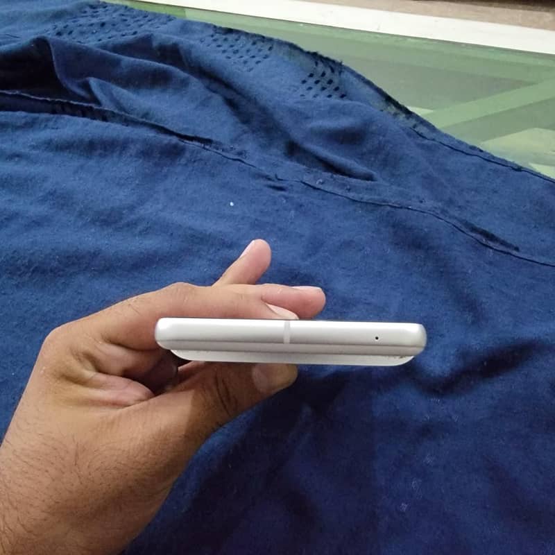 Google Pixel 7 3