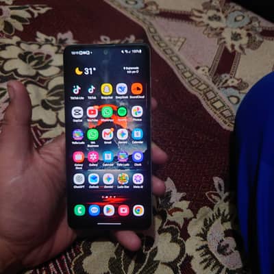 Samsung a51 128gb totally genioun