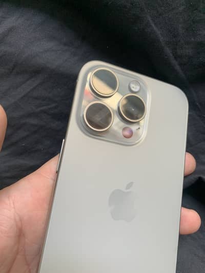 Apple iPhone 15 Pro