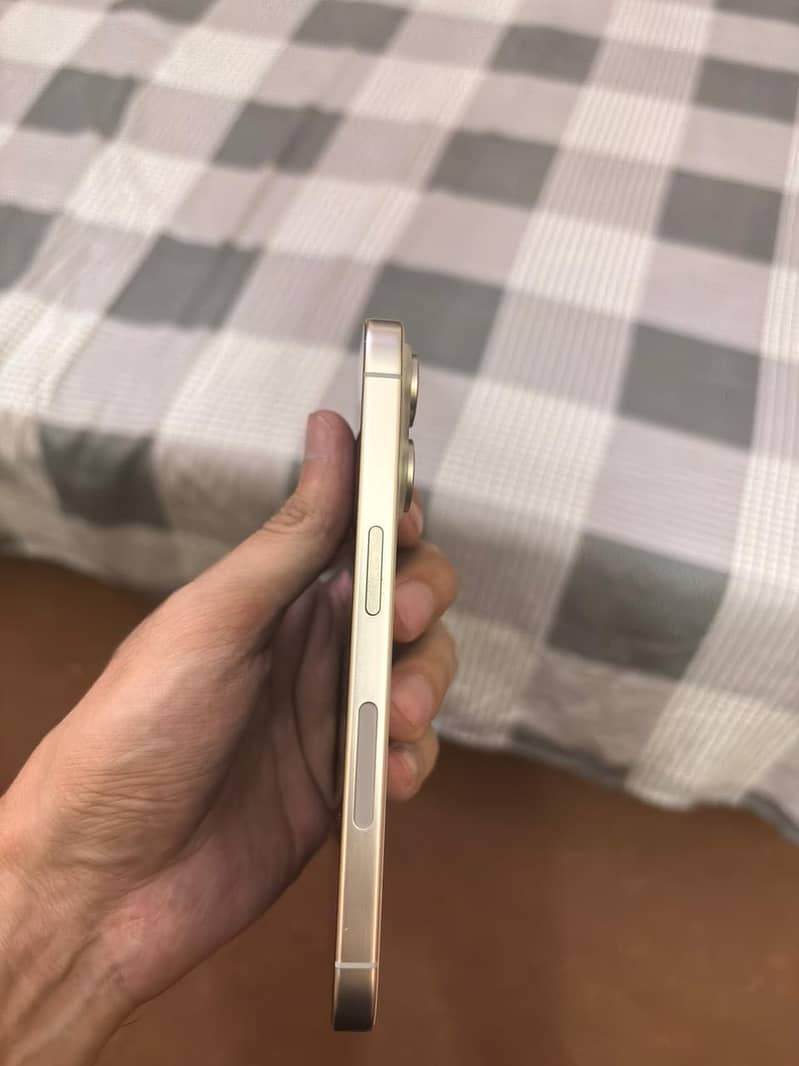 Iphone 15 pro 5