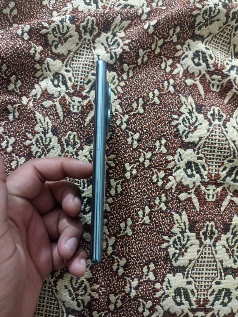 Redmi Note 14 Pro 3