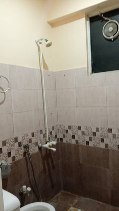 Flat available for rent in Muslim commercial dha phase 6