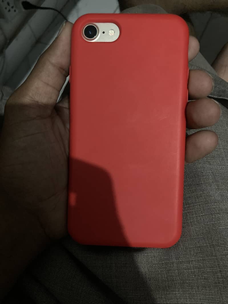 Apple iPhone 7 1