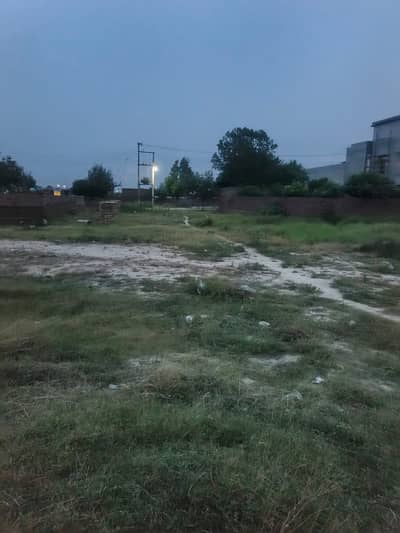 150 Feet Road Plot Commercial For Sale