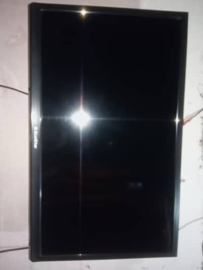 Eco Star LED. 32 inch sath HDMI cable 03045814229