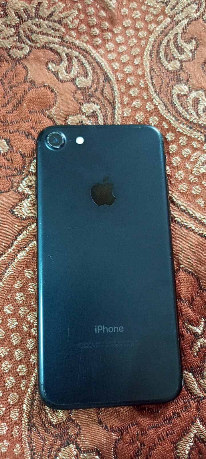 Apple iPhone 7 Plus 0