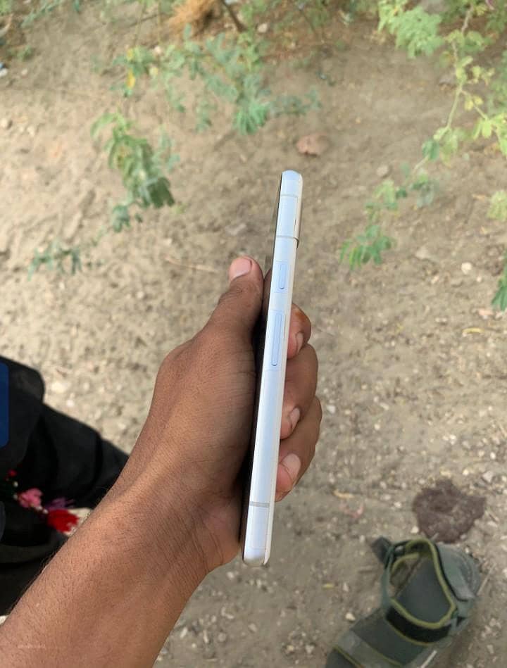 Google Pixel 7a 3