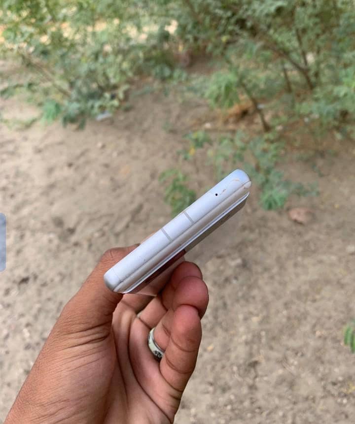 Google Pixel 7a 8