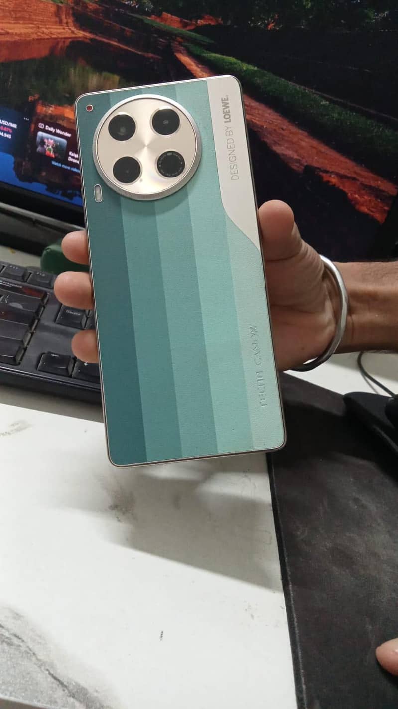 Tecno CAMON 30 2