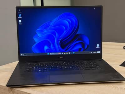 Dell XPS 15 - Core I7 9th GEN- 32 GB RAM - 1 TB SSD