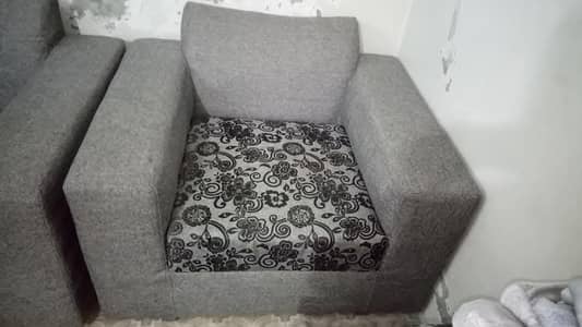 SOFA SET 3-2-1  FOR SALE.