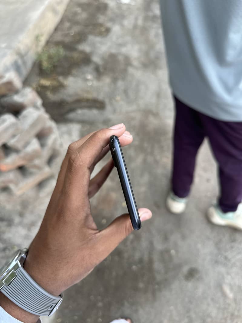 Apple iPhone 7 Plus 5
