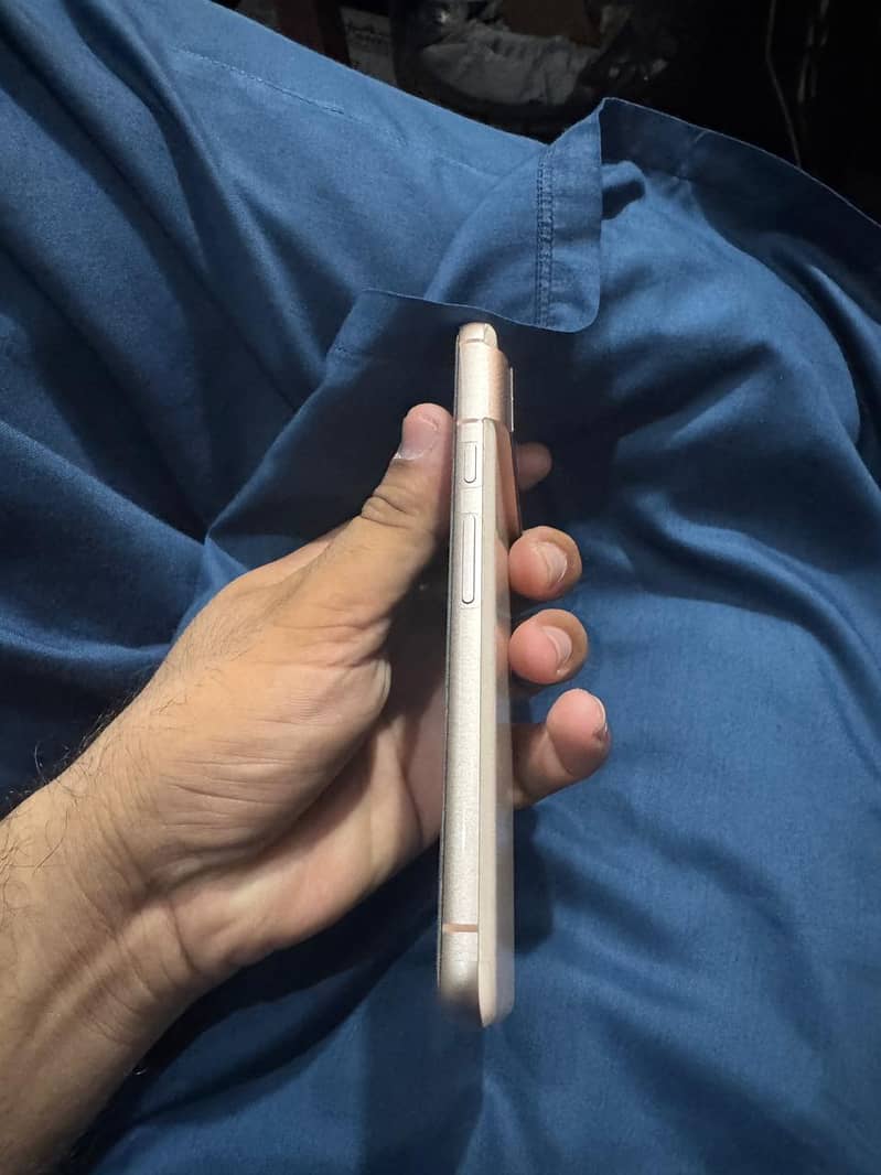Google Pixel 8 2