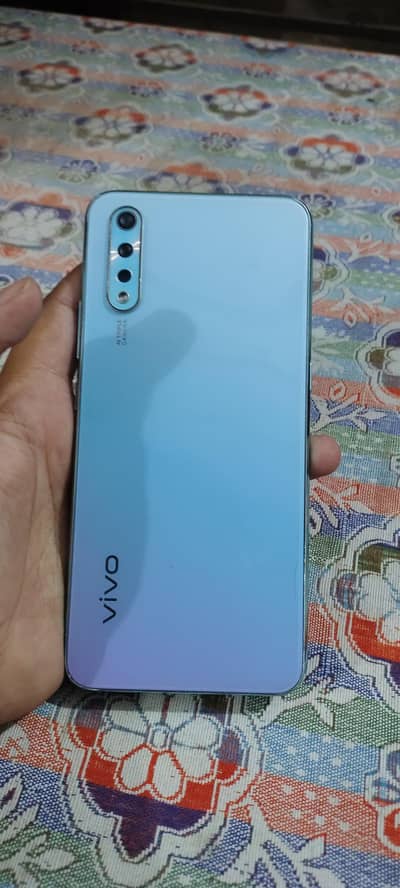Vivo S1
