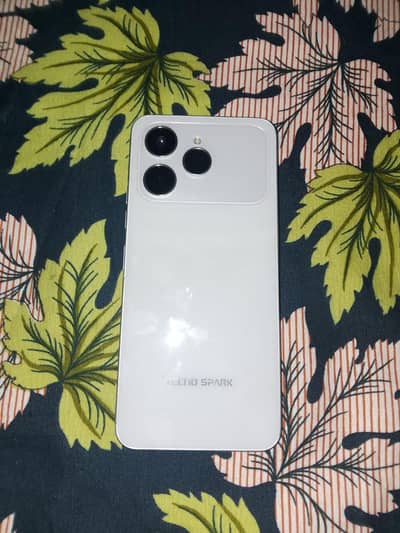 Tecno spark 40 only mobile
