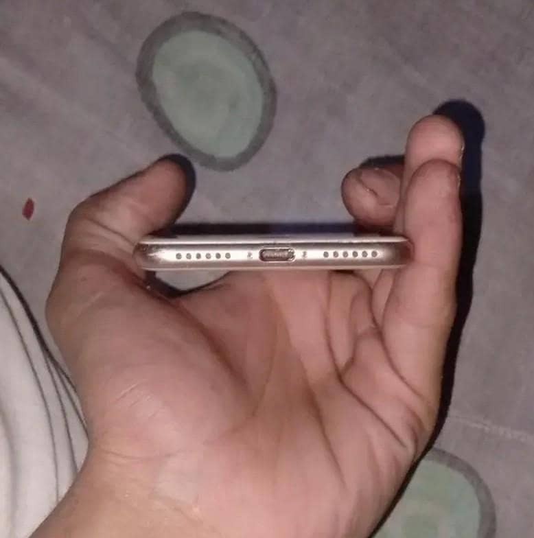 Apple iPhone 8 2