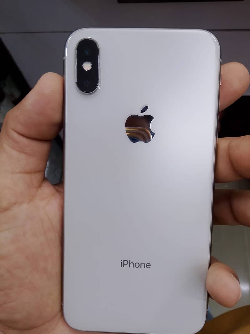 Apple iPhone X 3