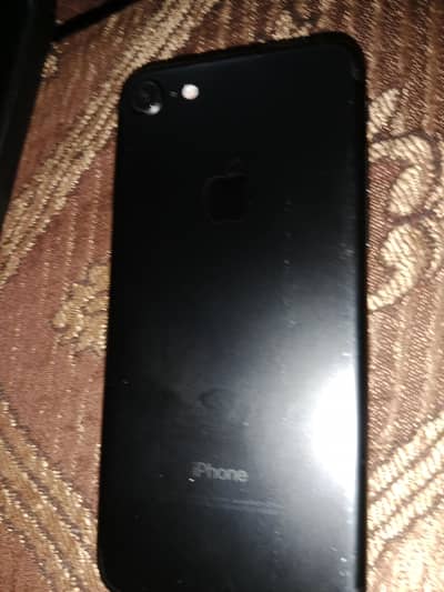Apple iPhone 7