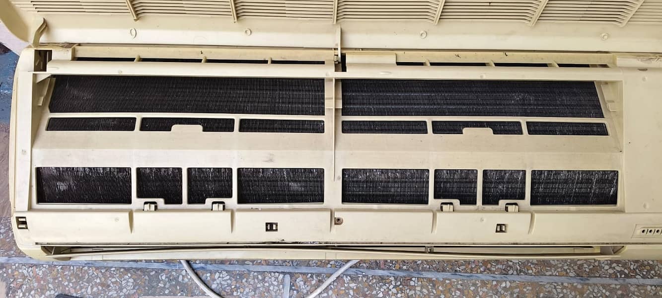 Waves split Ac 1.5 Ton 2