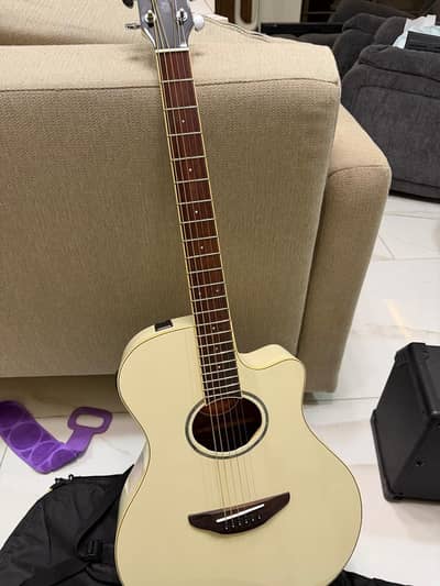 Yamaha Semi Acoustic Guitar APX600 & Line 6 Amplifier