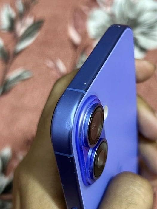 iPhone 16 jv 5