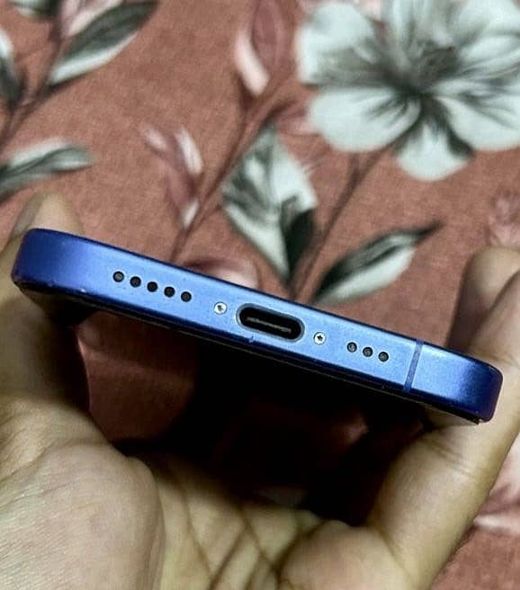 iPhone 16 jv 7