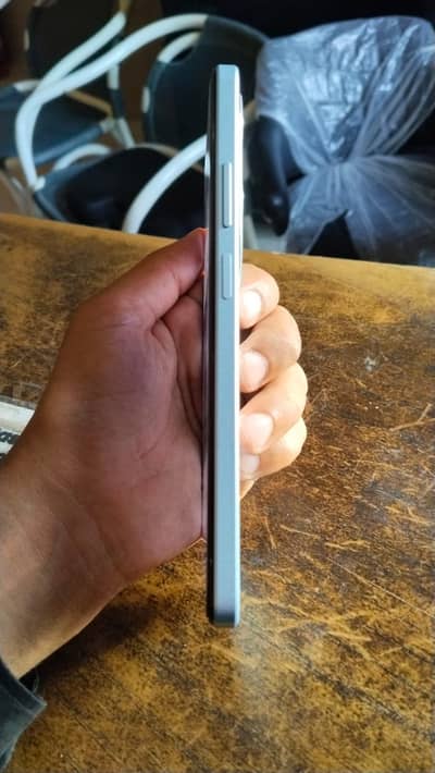 OPPO A60