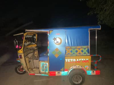 Cng Riksha 200cc 03022608727 what’s
