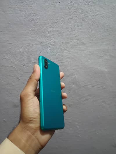 aqous r3 10/10 condition