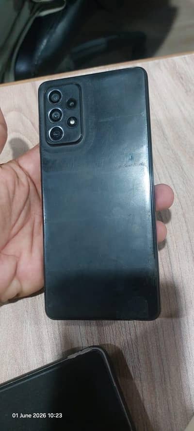 Samsung Mobile A72