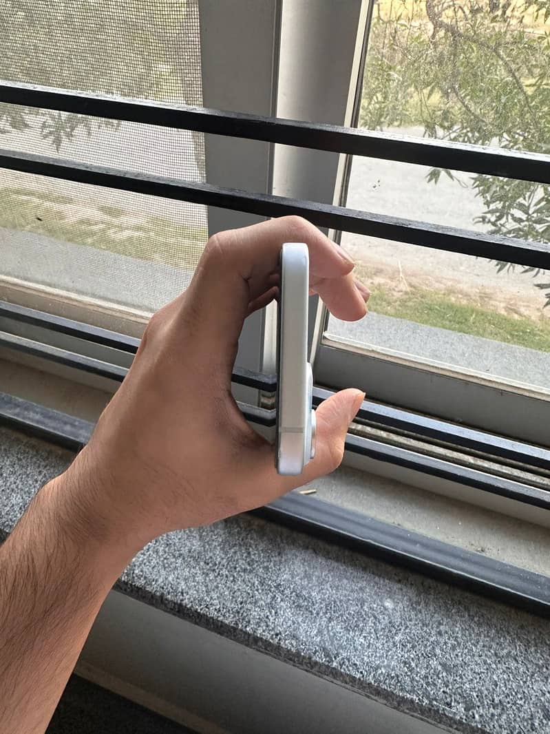 Iphone 15 2