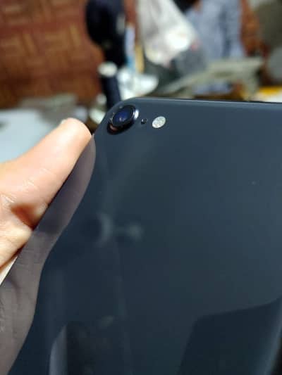 Apple iPhone SE waterpack 95% battery health