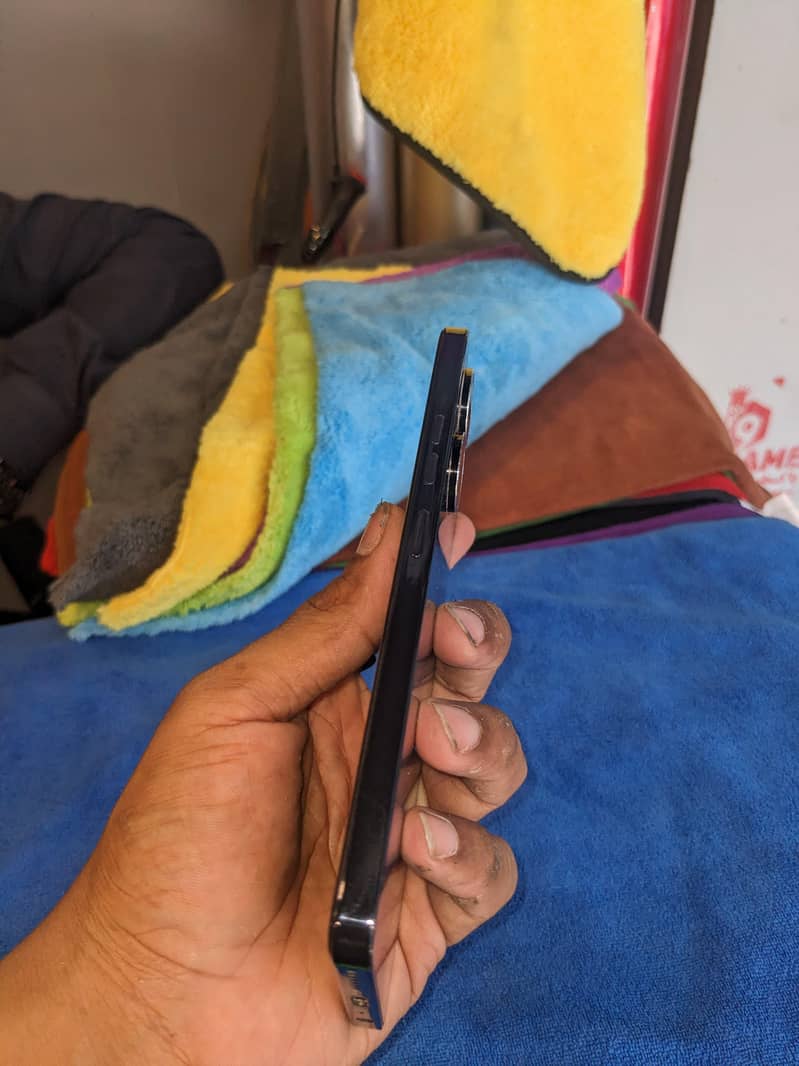 Tecno CAMON 20 2