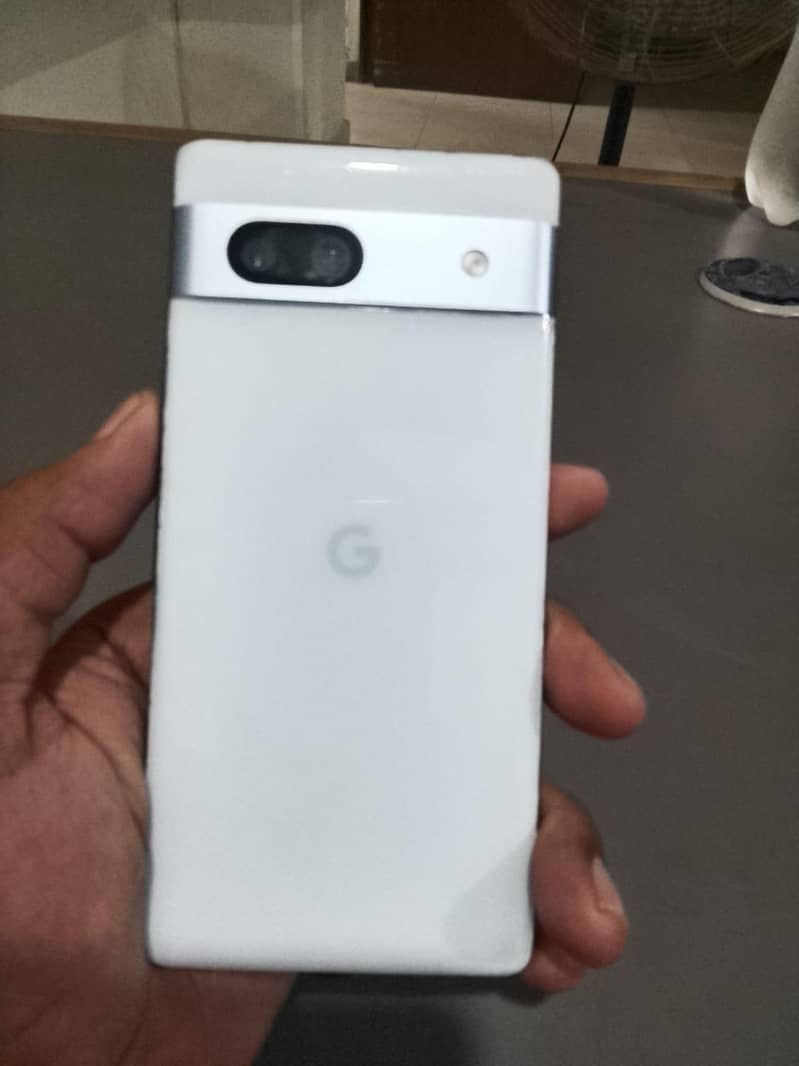Google Pixel 7a 1