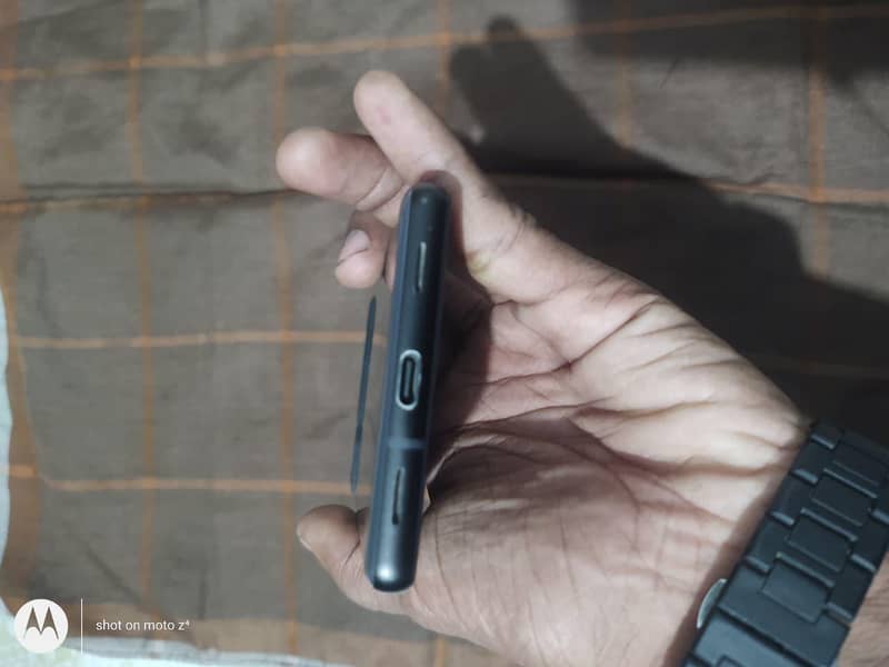 Google Pixel 6a 5