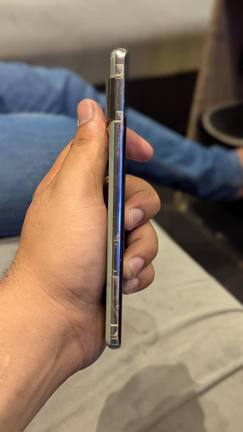 Google Pixel 7 Pro 4