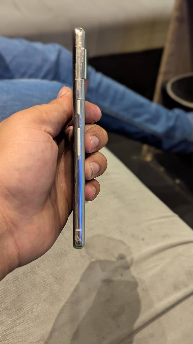 Google Pixel 7 Pro 6
