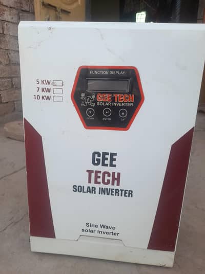 Gee Tech Solar inverter 7 KW  off grid and wapda sharing one year used