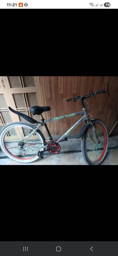 brand new giant cycle