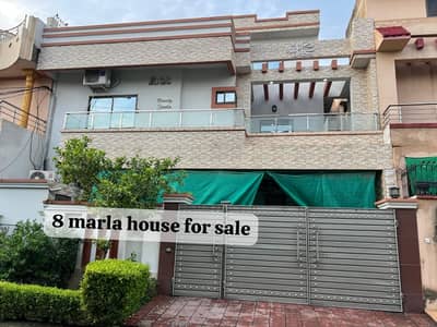 B block 8 marla house wapda+Gas available for sale