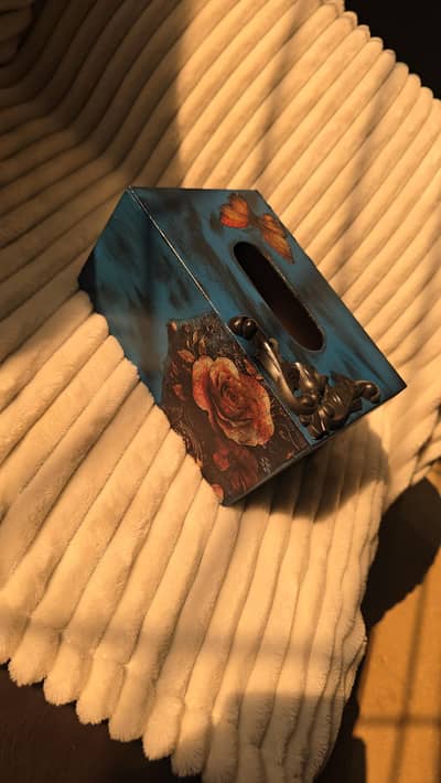 decoupage tissue box