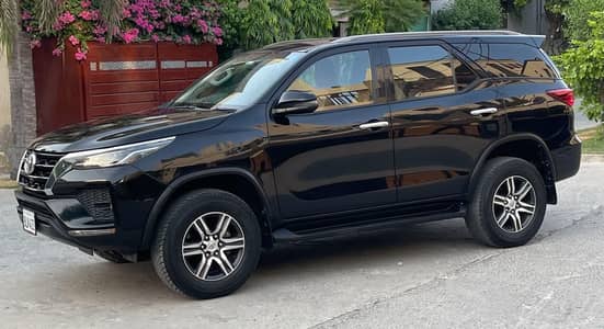 Toyota Fortuner G 2022