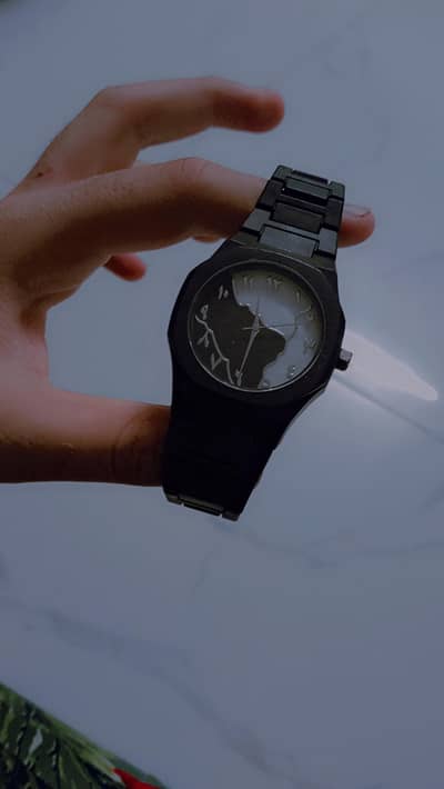 aura watch