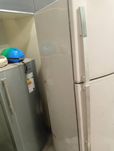 Dowlance refrigerator good condition