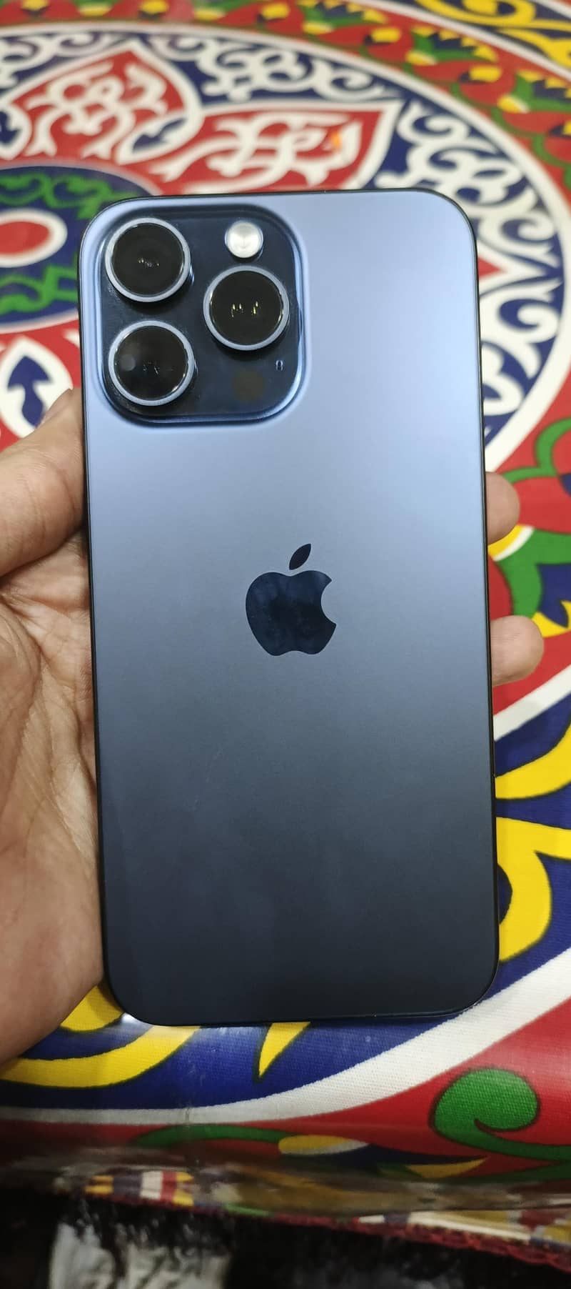 Apple iPhone 15 Pro Max 0