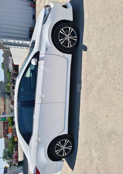 Toyota Corolla Altis 2025