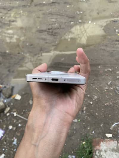 good phone no falt just box open