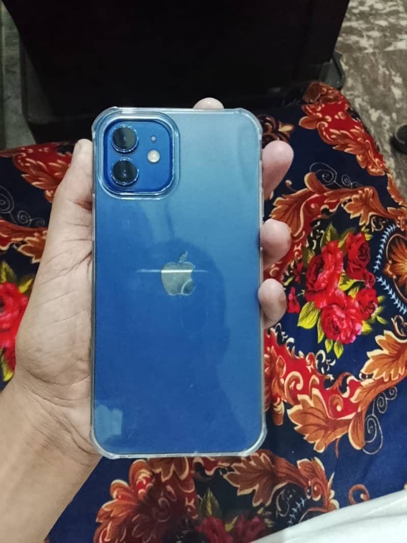 Apple iPhone 12 0