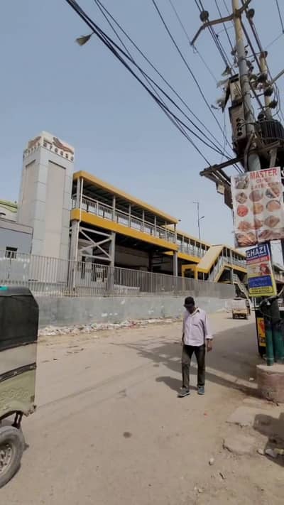 FLAT SALE NORTH KARACHI PRIME LOCATION