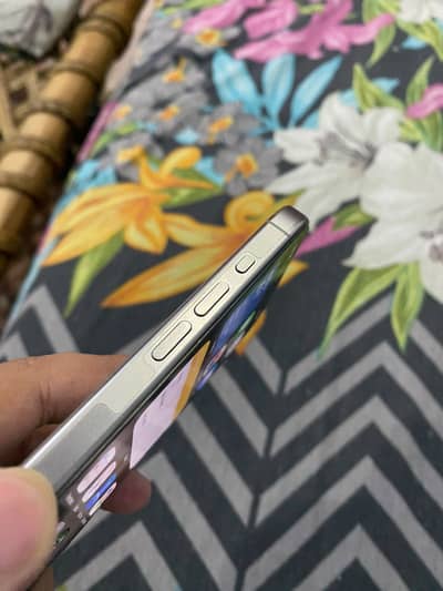 Apple iPhone 15 Pro